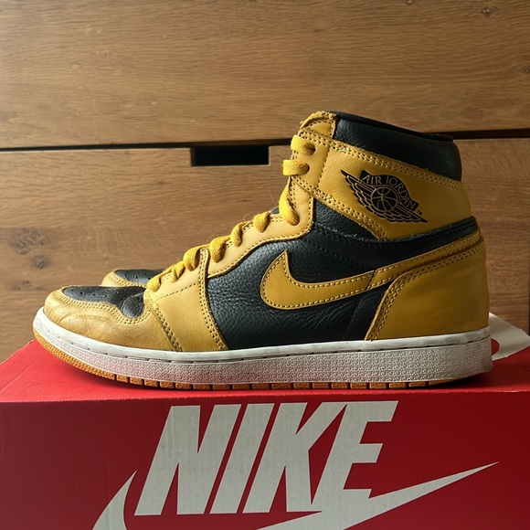 AIR JORDAN 1 HIGH RETRO OG \'POLLEN\' - Pre-Owned Condition main image 8
